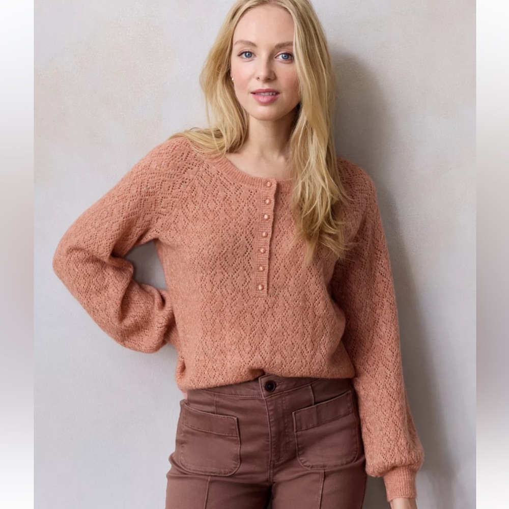 LC Lauren Conrad size M pointelle Henley balloon sleeve soft sweater in papaya